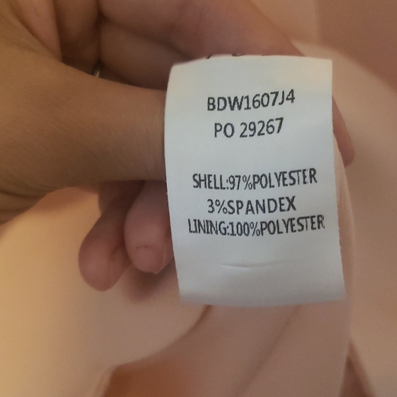 Tobi pink shift mini dress, scalloped low back - Picture 5 of 5